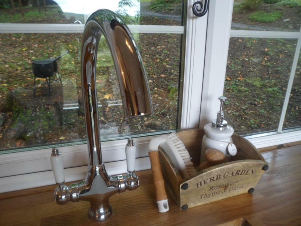 Borthwickbrae Shepherd'S Hut Hawick Extérieur photo